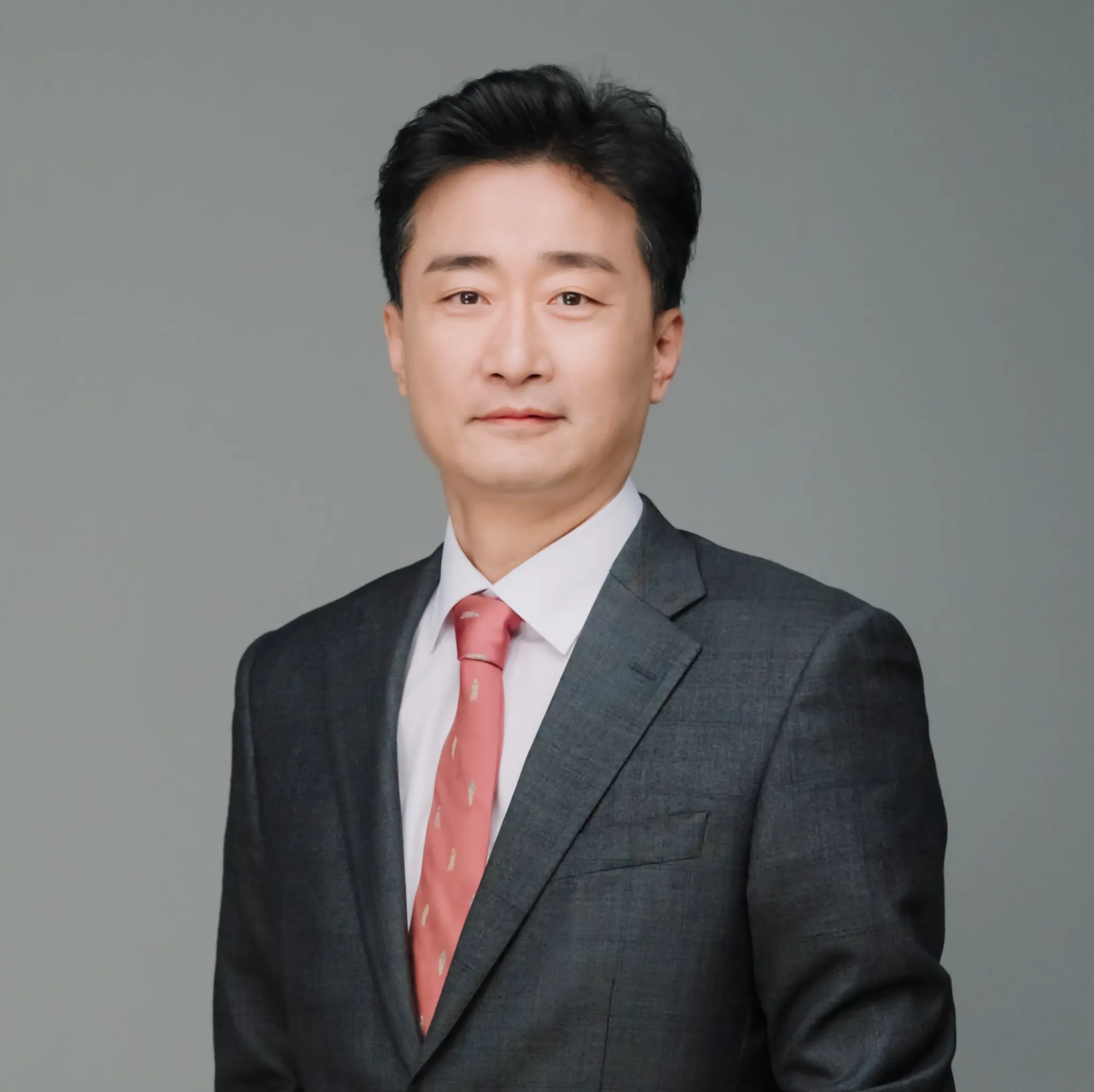 Yoon Inchul — Tax Accountant & Administrative Agent